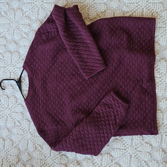 Eddie Bauer Quilted Red Crew Neck Sweater - Picture 4 of 4